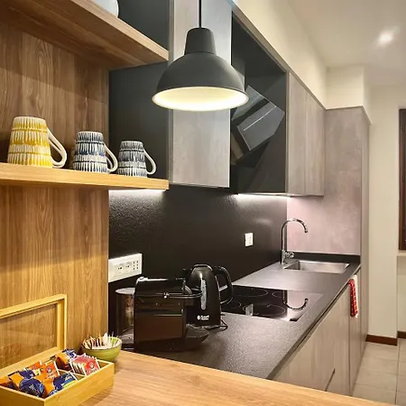 Apartment La Corte Apartment-verona & *